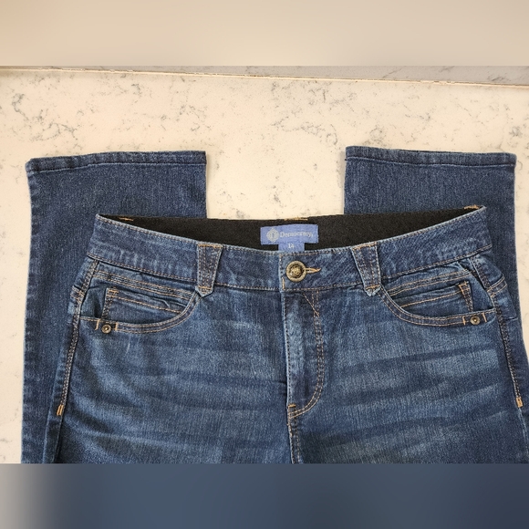 NWOT Democracy Jeans - Picture 7 of 11